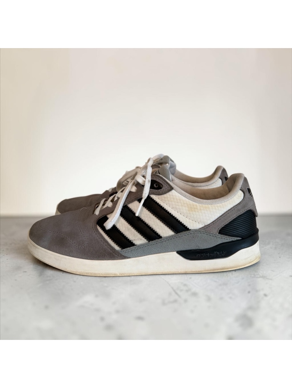 Adidas ZX Vulc Skateboarding Shoes Grey Black C76978 Men's Size 9.5